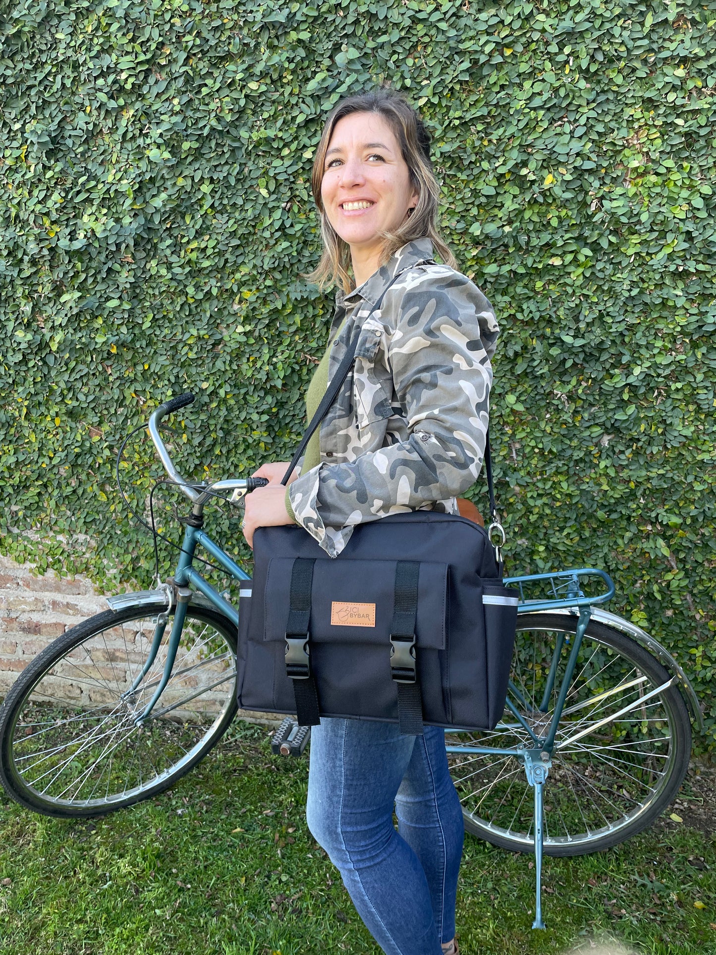 Bicycle Commuter case