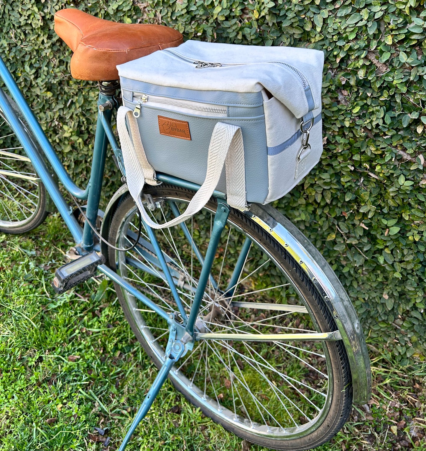 MAGUI - Eco Gray Bicycle Trunk bag